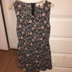Floral romper!!